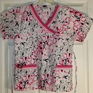 Women's V-Neck Scrub Top Small